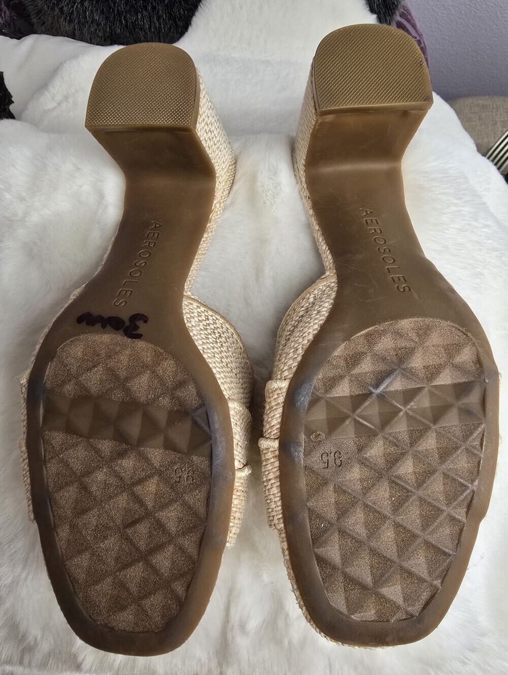 AEROSOLES "Gabrielle" Heeled Neutral Beige Ruffle Slides - Picture 7 of 8